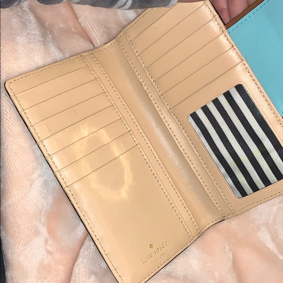 Kate spade wallet - Picture 3 of 3
